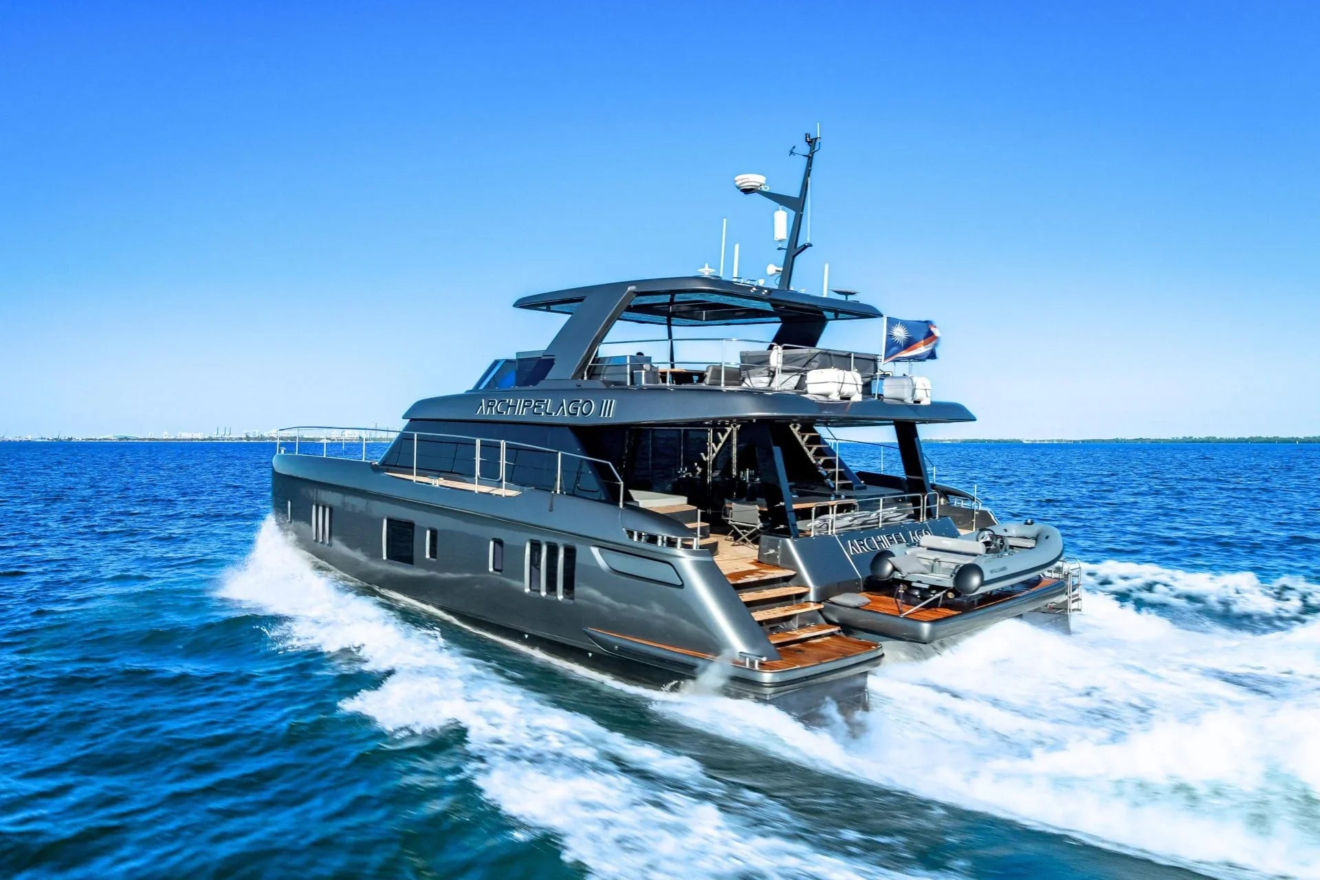 WARRIOR FLYBRIDGE