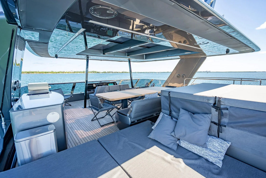 WARRIOR FLYBRIDGE