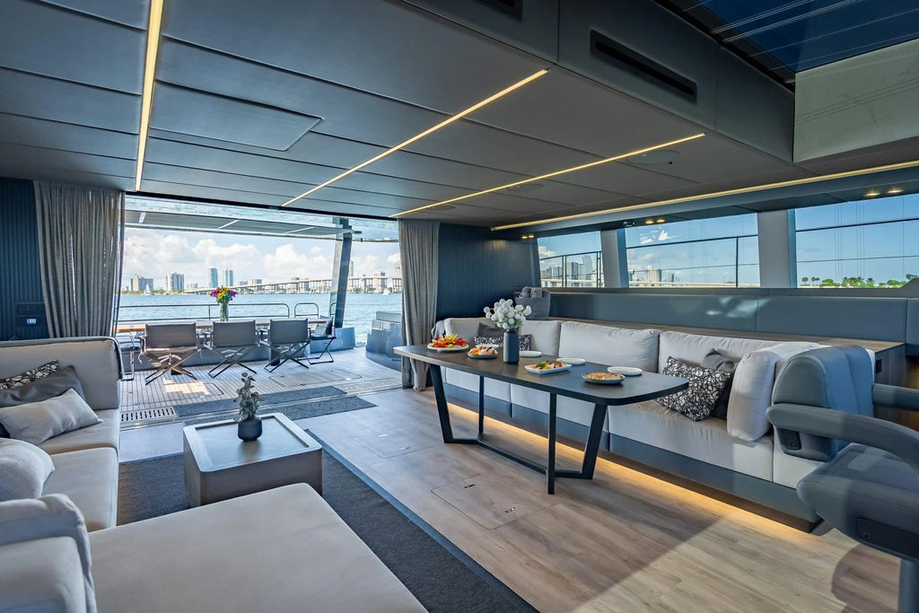 WARRIOR FLYBRIDGE