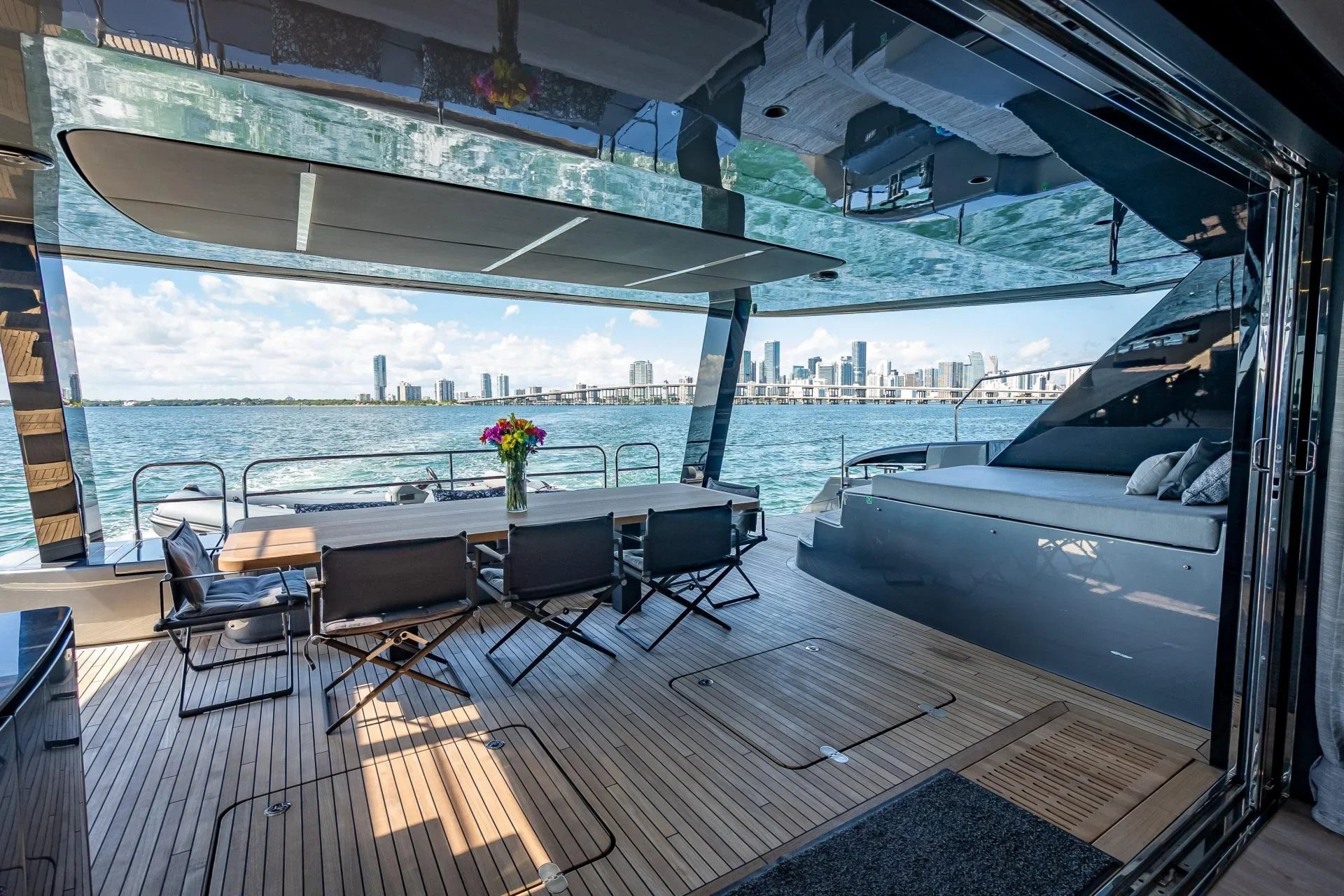 WARRIOR FLYBRIDGE