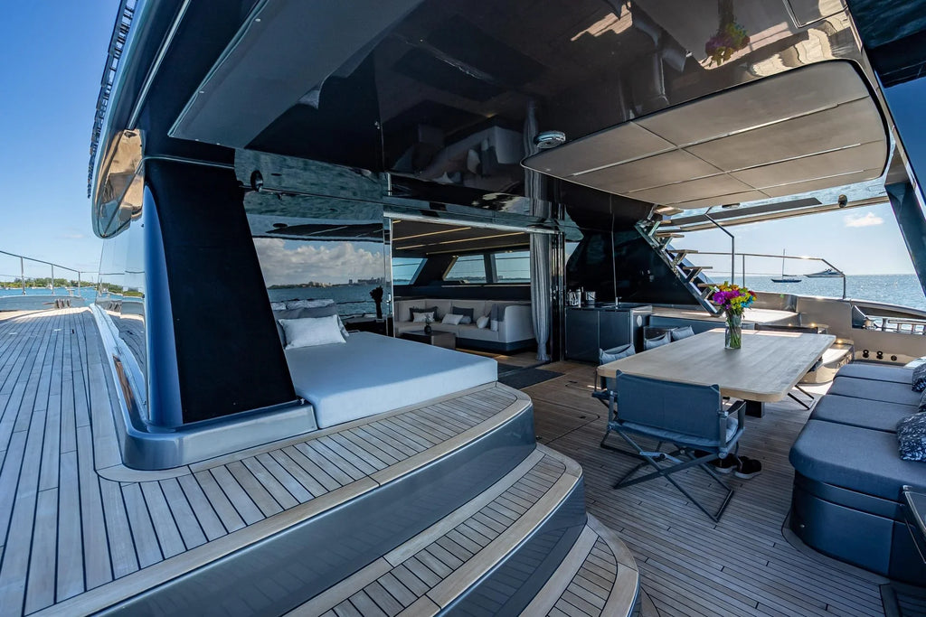 WARRIOR FLYBRIDGE