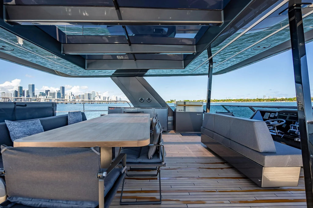 WARRIOR FLYBRIDGE